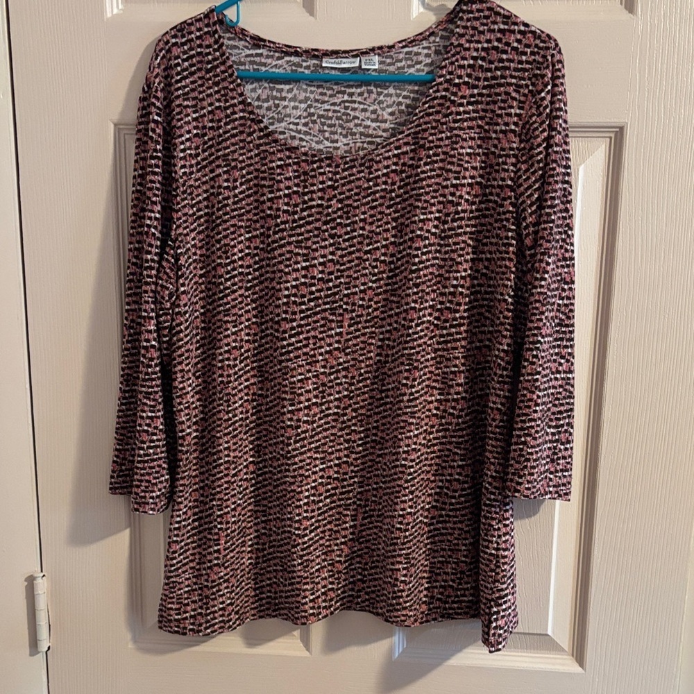 Croft & Barrow Black and Pink Long Sleeve Top